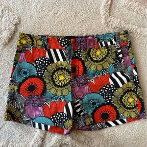 Marimekko x Banana Republic Hampton Shorts in Siirtolapuutarha Print - Size 8